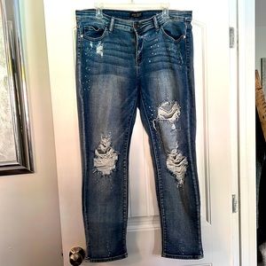 Judy Blue mid rise splattered boyfriend distressed jeans size 15/32